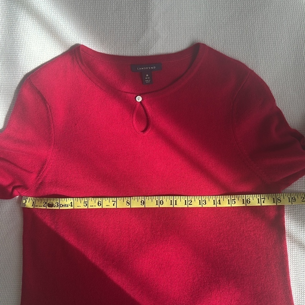 Lands' End Cashmere Sweater Sz M Magenta Cozy Soft Minimalist Keyhole Boxy Red - Picture 7 of 9